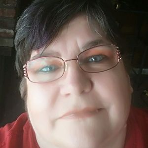 Meet your Posher, Brenda